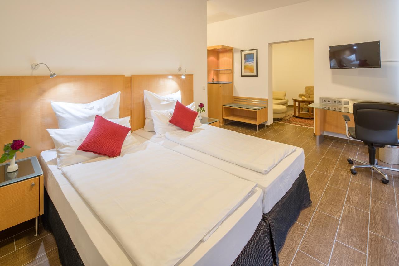 Kellinghusen Taba Hotel מראה חיצוני תמונה